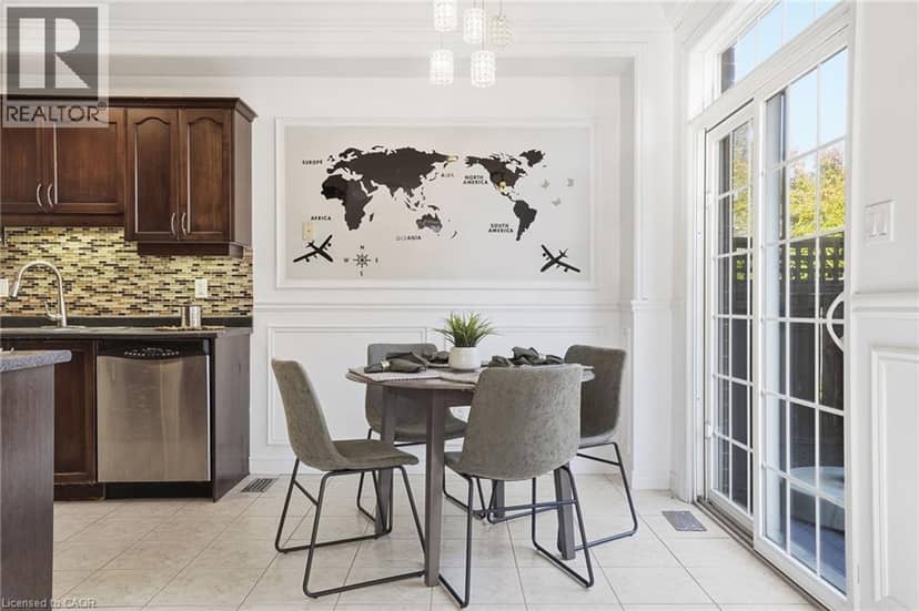 400 STONEHENGE Drive Unit# 8 — photo 10 of 38
