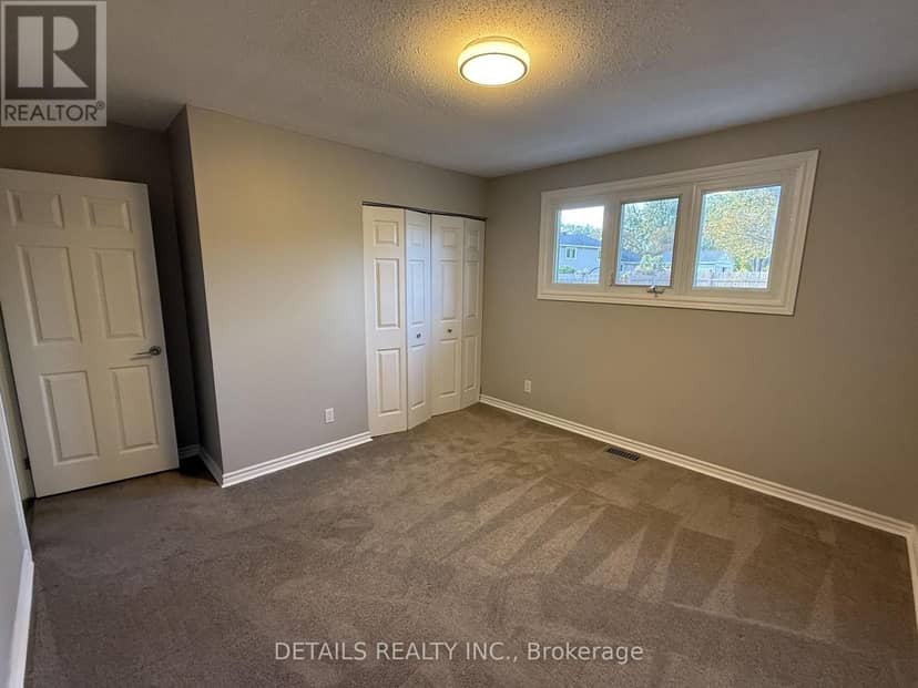 55 Saginaw Crescent — photo 12 of 40