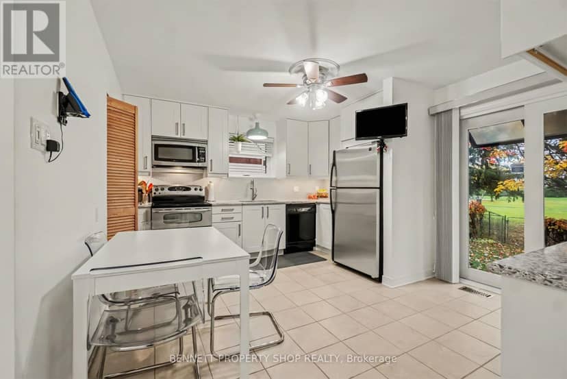 1442 Eastcliffe Way, Ottawa, photo 2