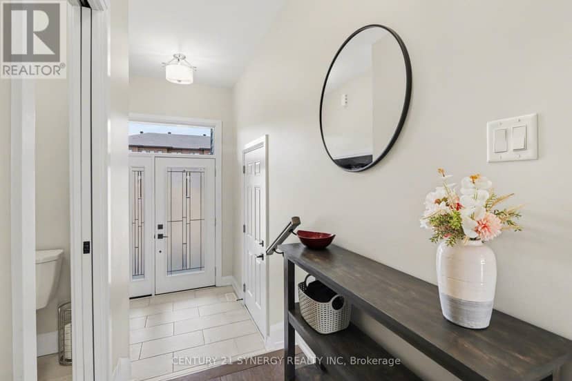 2011 Berne Street, Russell, photo 5