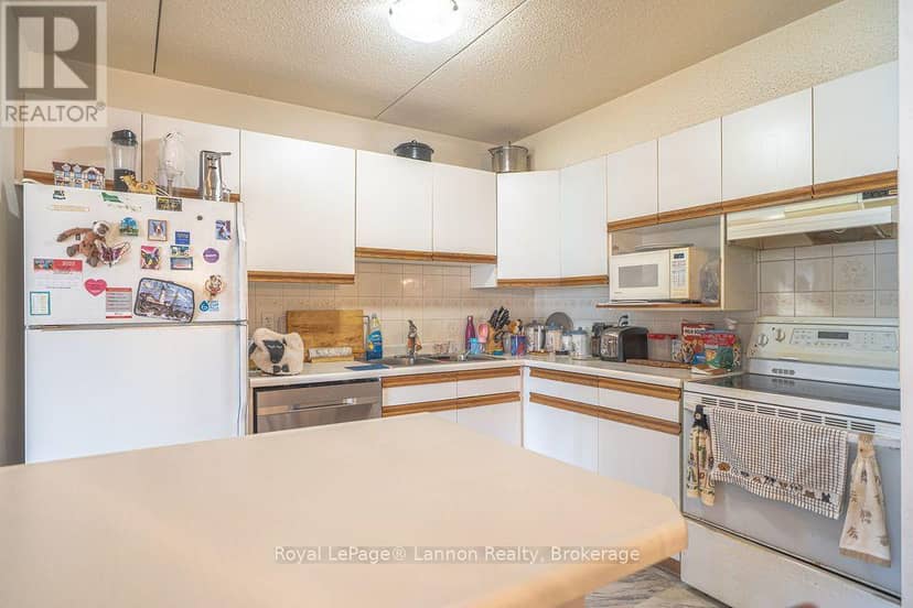 205 - 780 Gordon Street — photo 14 of 30