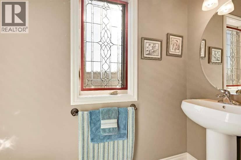 237 Chapala Drive SE, Calgary, photo 5