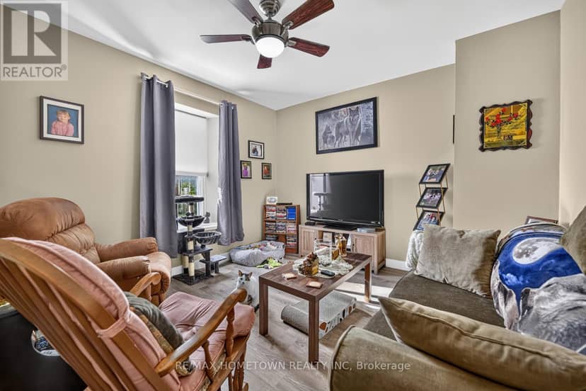 8-10-12 George Street — photo 37 of 40