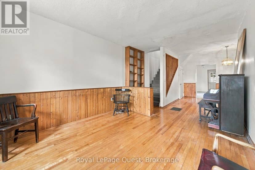 148 Coldwater Road W, Orillia, photo 6