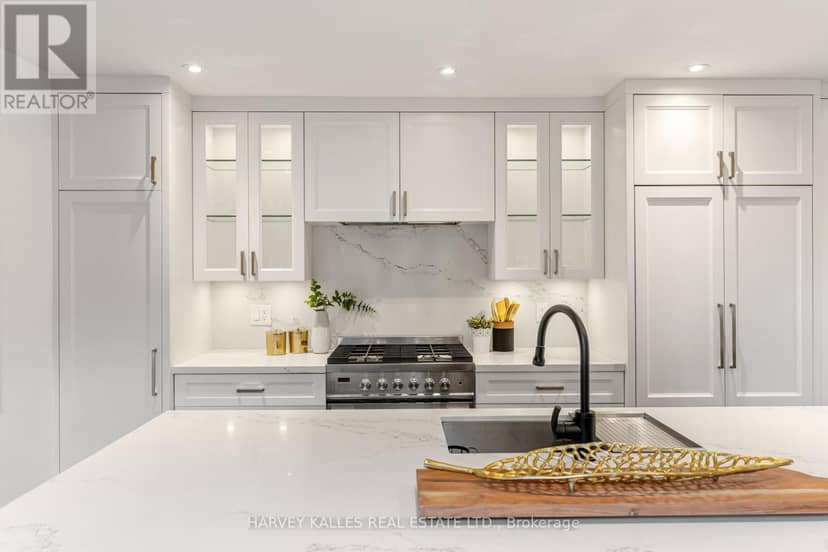 15 Markham Street — photo 13 of 40