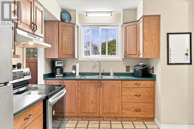 25 Ashley Street — photo 14 of 40