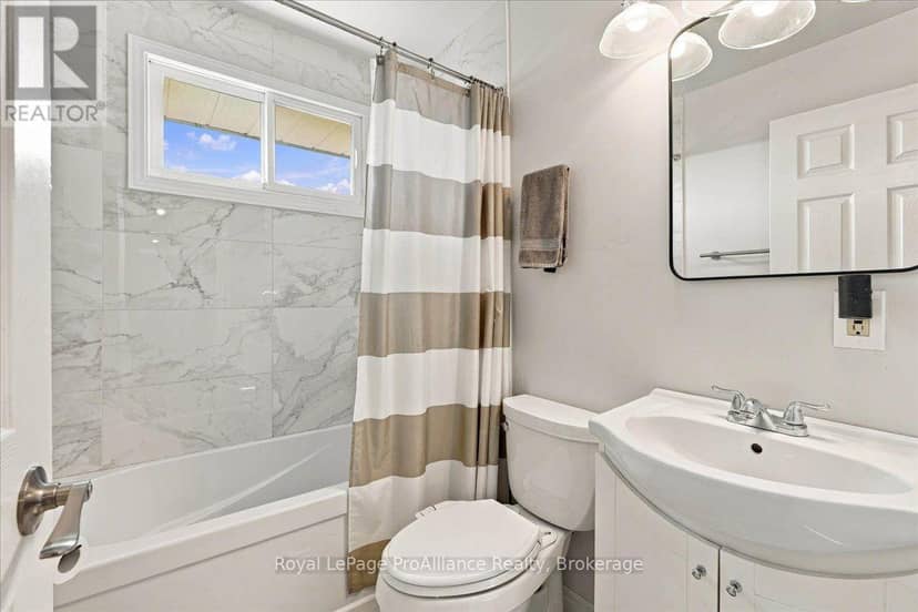 25 Ashley Street — photo 22 of 40