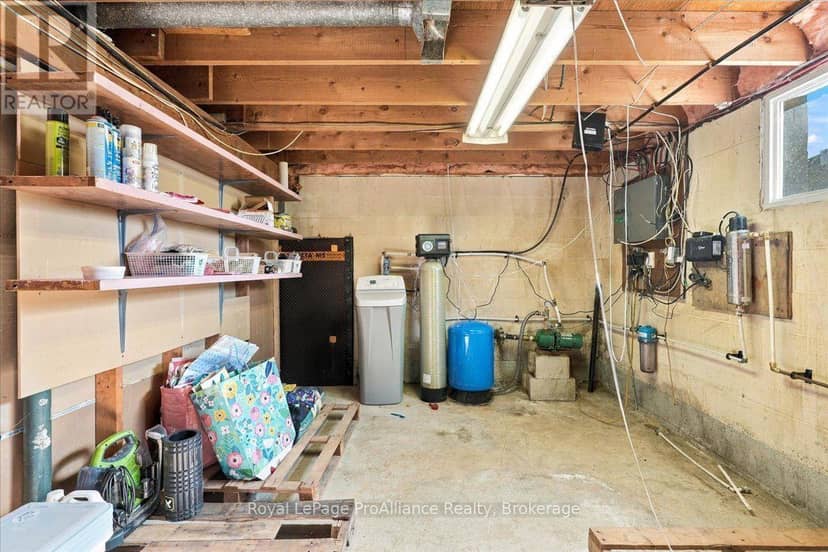 25 Ashley Street — photo 29 of 40
