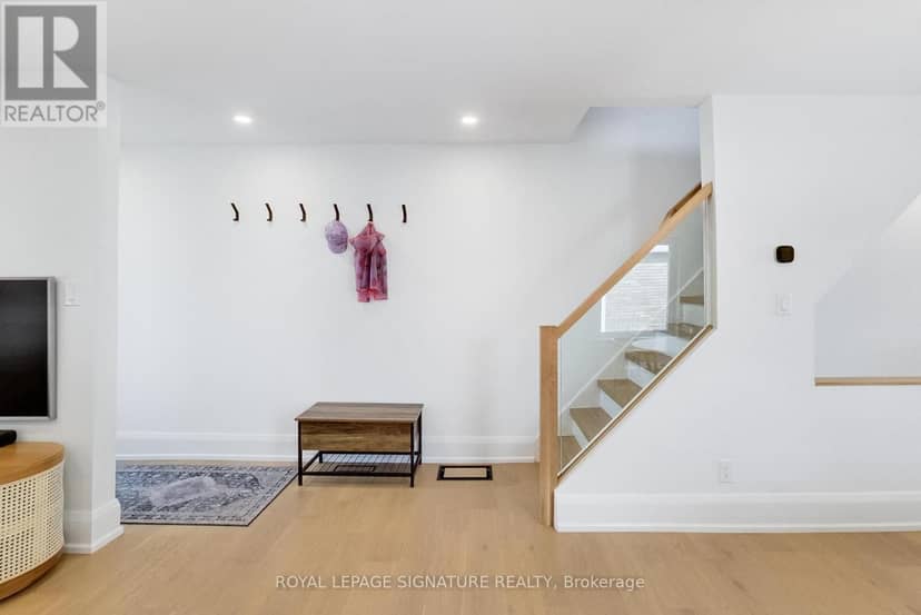 148 Mortimer Avenue — photo 14 of 40