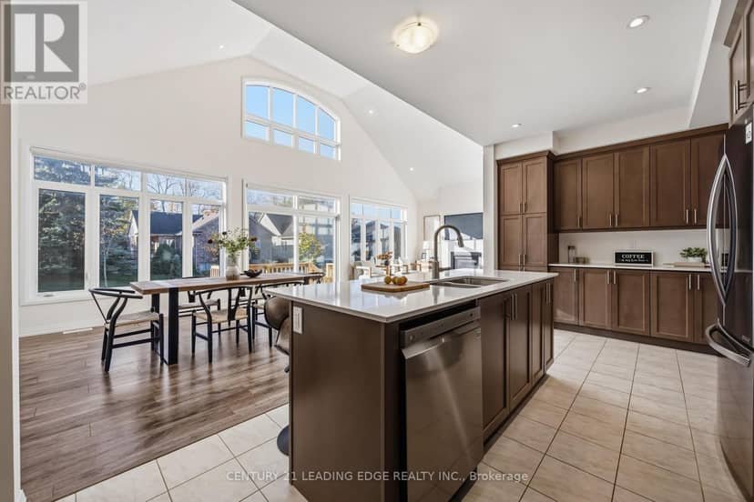 41 Holtby Court — photo 13 of 40
