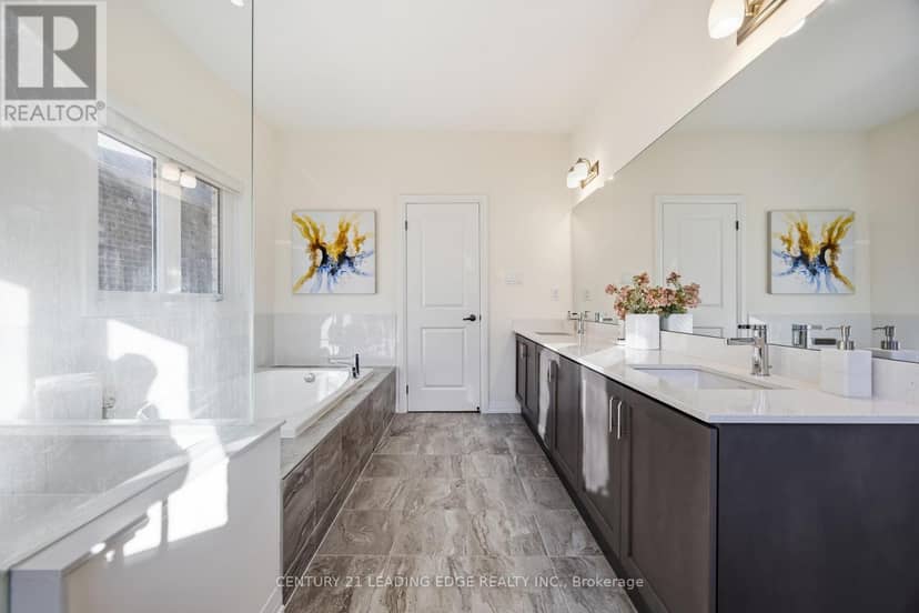 41 Holtby Court — photo 34 of 40