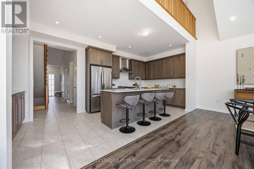 41 Holtby Court — photo 9 of 40