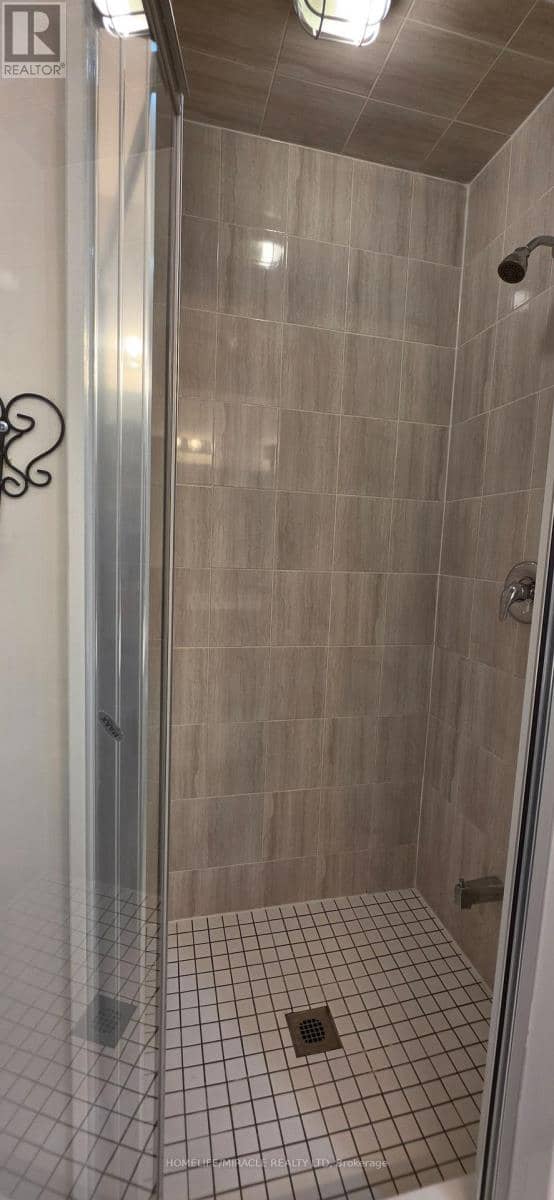 12 Thelma Drive — photo 12 of 20