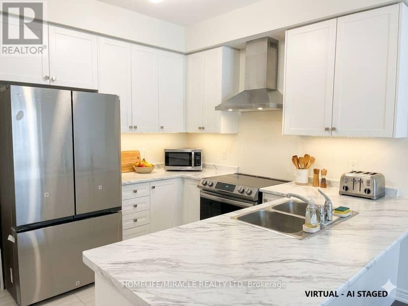 12 Thelma Drive, Whitby, photo 4