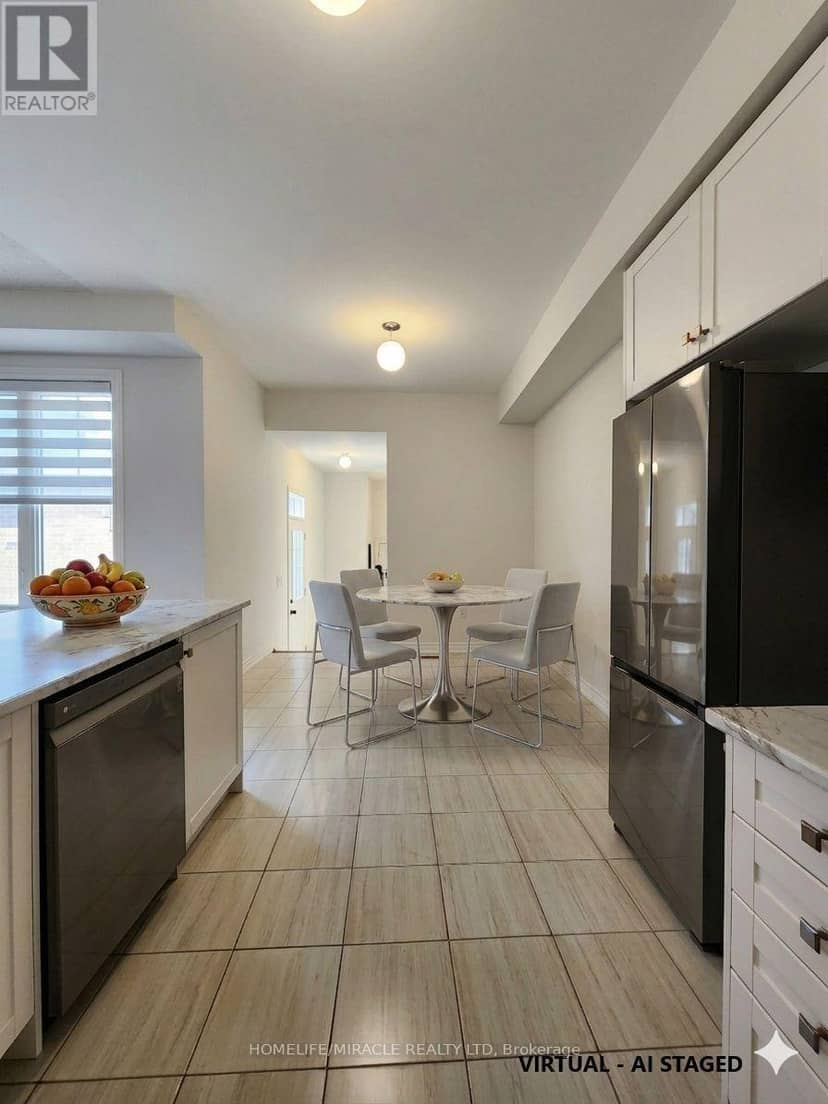 12 Thelma Drive, Whitby, photo 6