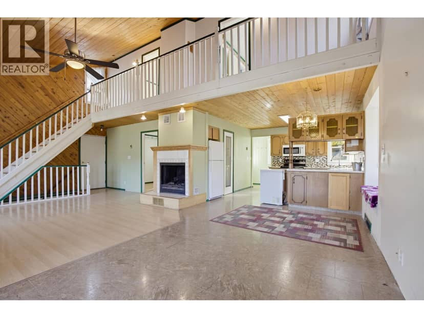 2134 South Lakeside Drive, Williams Lake, photo 3