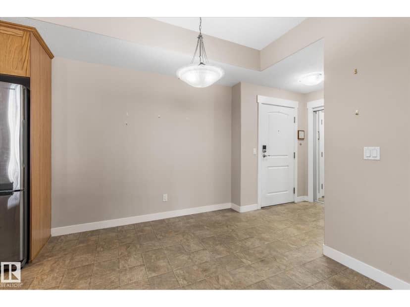#331 511 Queen St — photo 11 of 40