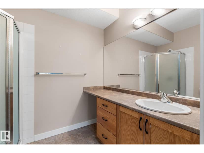 #331 511 Queen St — photo 22 of 40