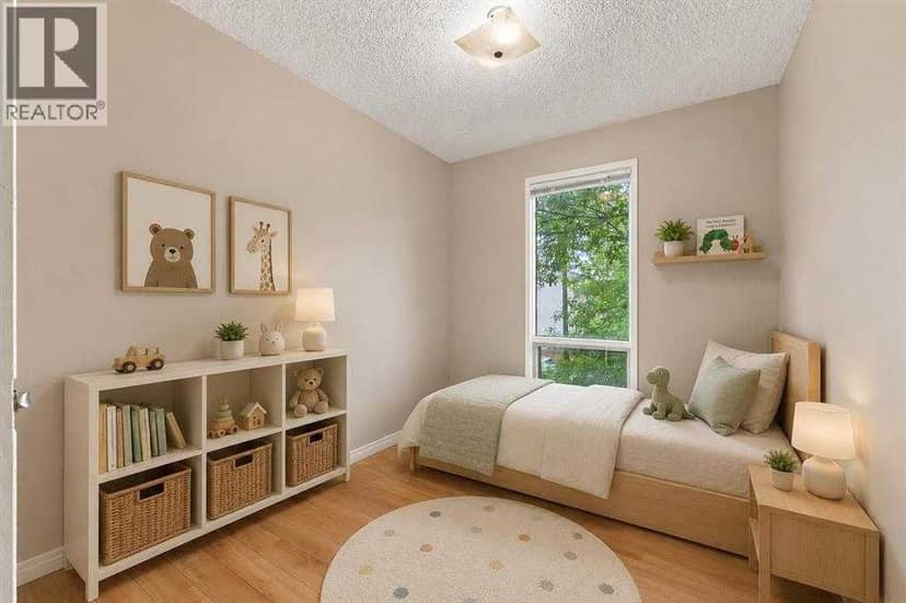 70 Edgeburn Crescent NW — photo 18 of 36