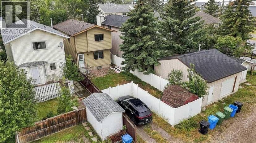 70 Edgeburn Crescent NW — photo 28 of 36