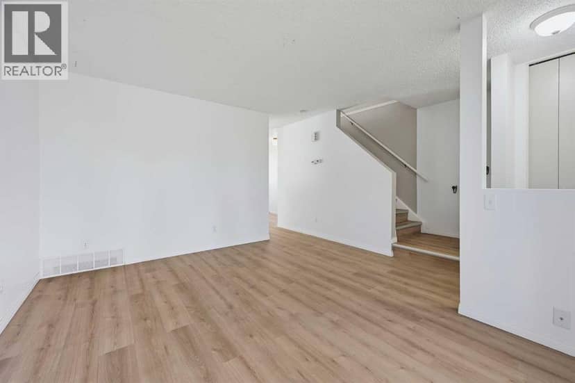 70 Edgeburn Crescent NW, Calgary, photo 8