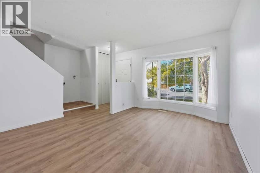 70 Edgeburn Crescent NW, Calgary, photo 6