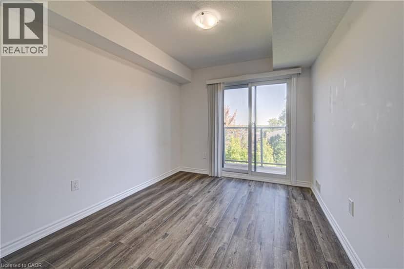 1430 HIGHLAND Road W Unit# B4 — photo 23 of 40