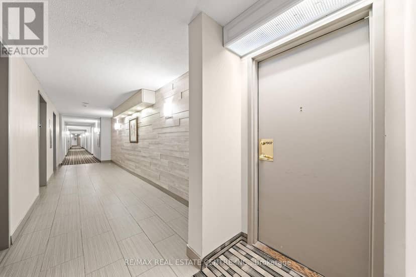 1907 - 145 Hillcrest Avenue, Mississauga, photo 5