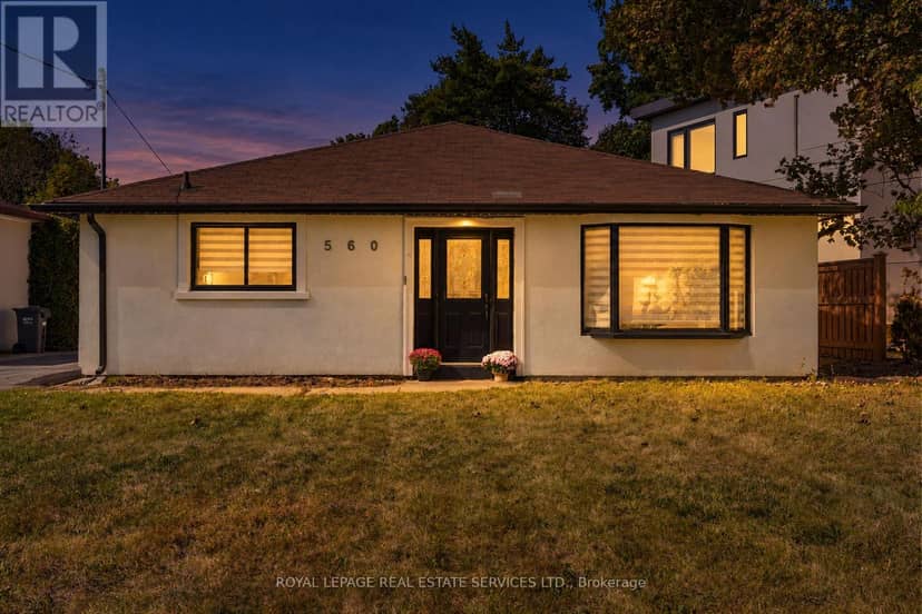 560 Stonecliffe Road, Oakville
