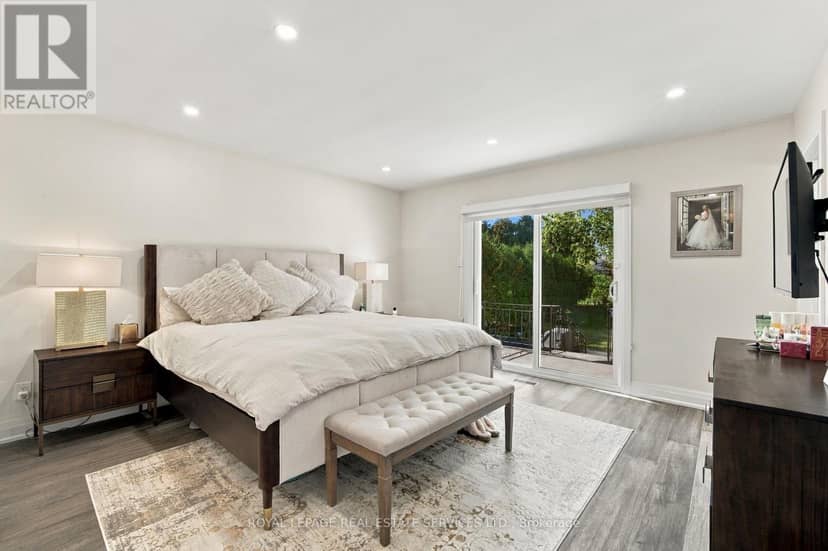 560 Stonecliffe Road — photo 12 of 35