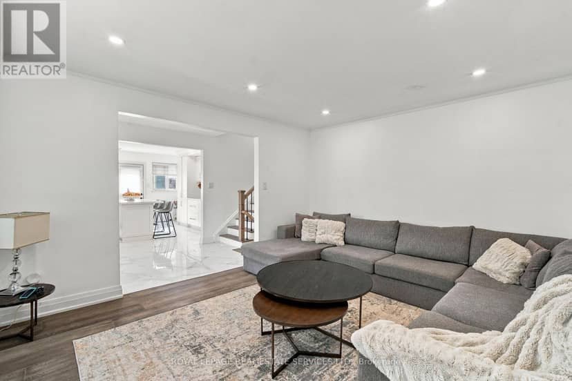 560 Stonecliffe Road, Oakville, photo 3