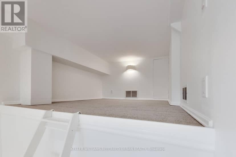 22 - 1666 Queen Street E — photo 10 of 30