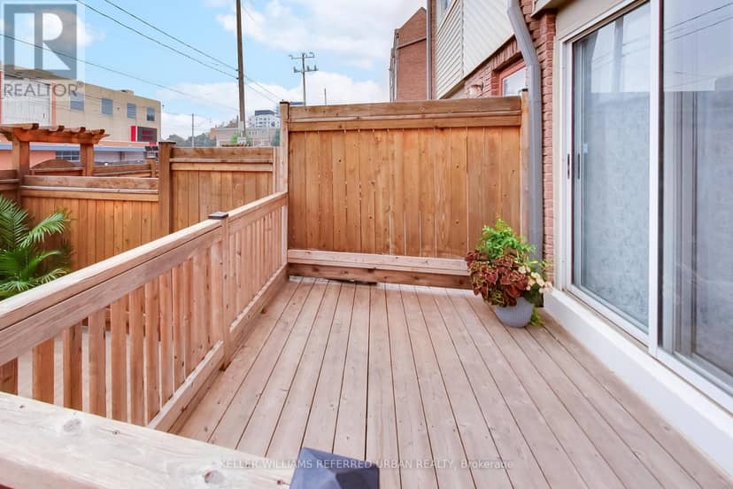 22 - 1666 Queen Street E — photo 23 of 30