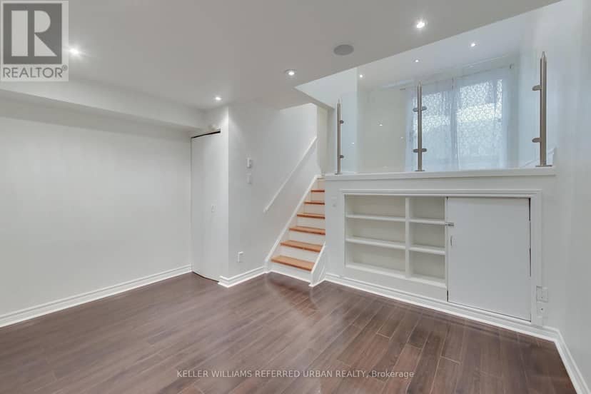 22 - 1666 Queen Street E — photo 22 of 30