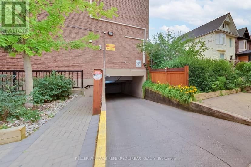 22 - 1666 Queen Street E — photo 28 of 30