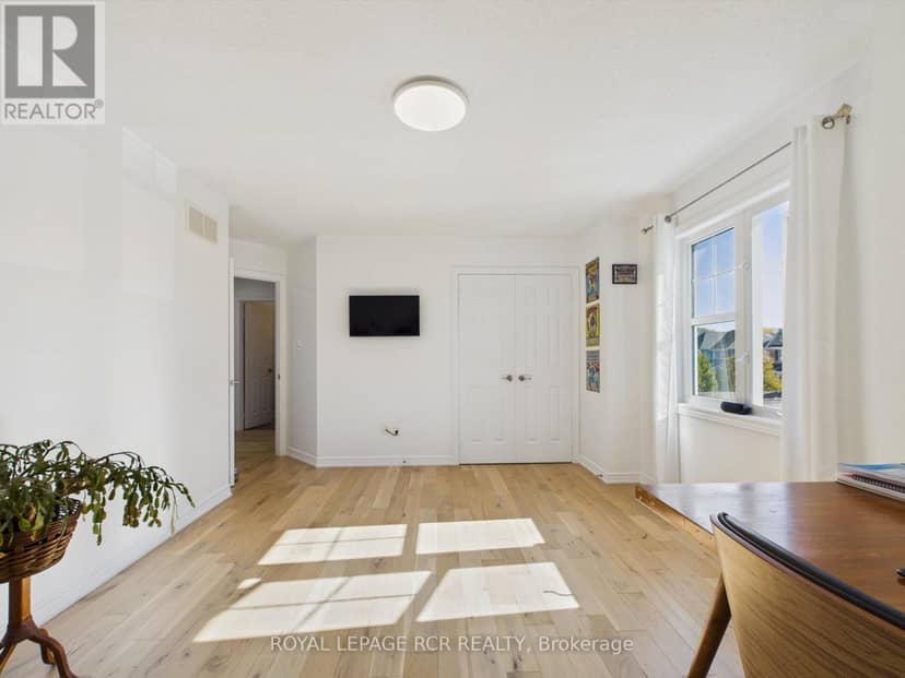 206 Shephard Avenue — photo 26 of 39