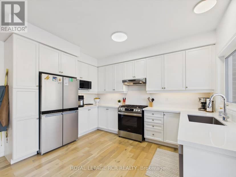 206 Shephard Avenue — photo 9 of 39
