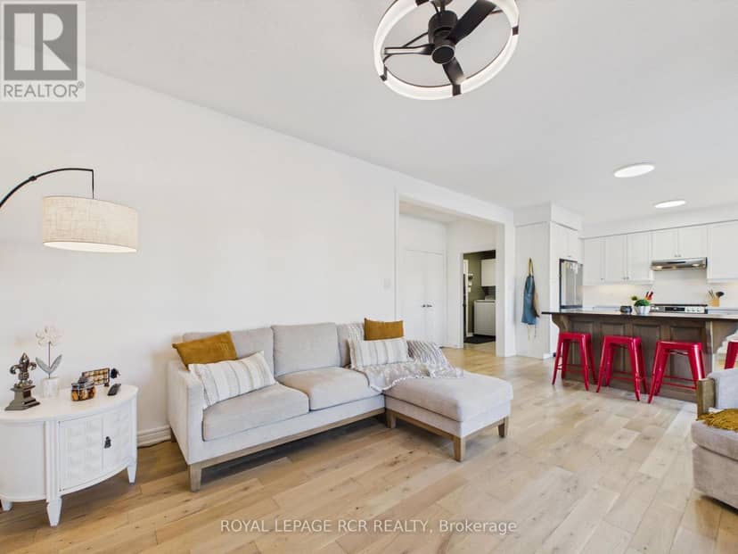 206 Shephard Avenue — photo 14 of 39