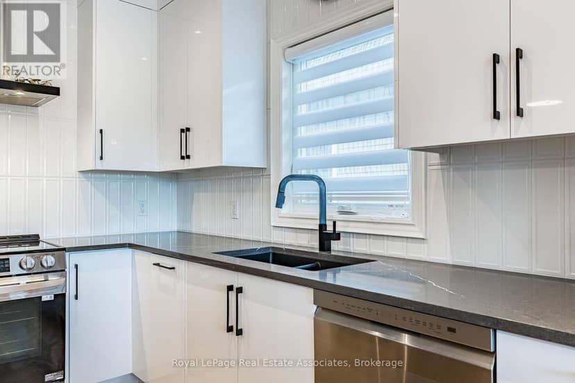 26 Peachtree Lane — photo 17 of 40