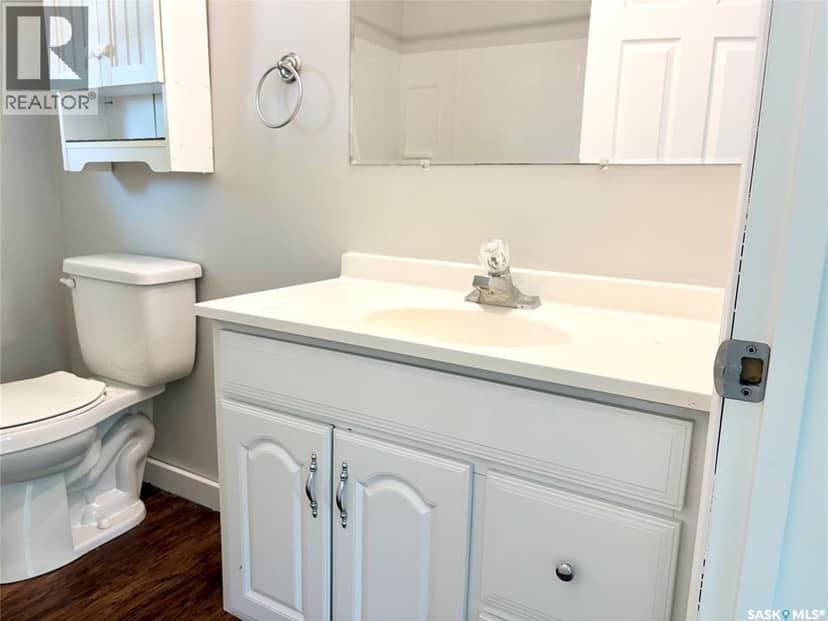 313 Myrtle AVENUE — photo 14 of 17