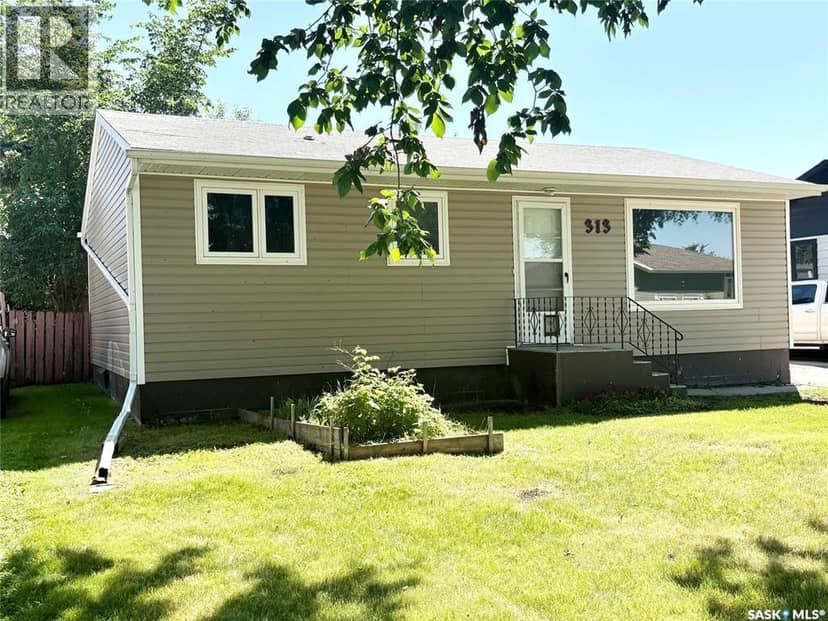 313 Myrtle AVENUE, Yorkton, photo 2