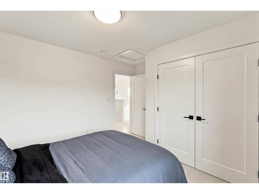 4204 Hawthorn Ro SW — photo 32 of 40
