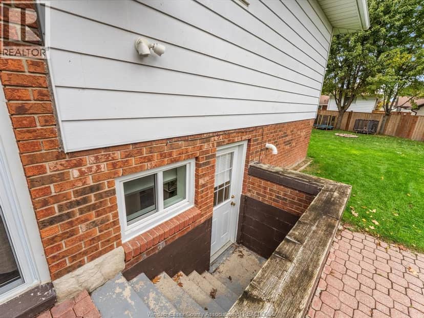 260 Taylor Road — photo 39 of 40