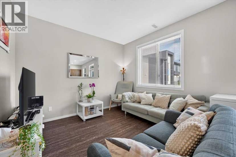 204, 235 Redstone Walk NE, Calgary, photo 4