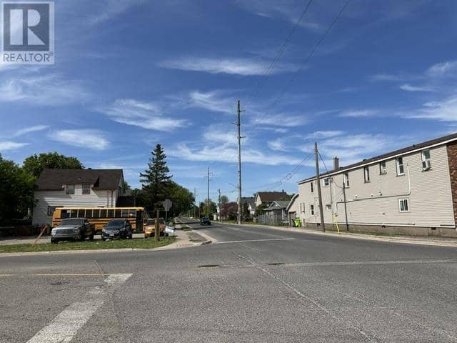 254 Wallace TER, Sault Ste. Marie, photo 2