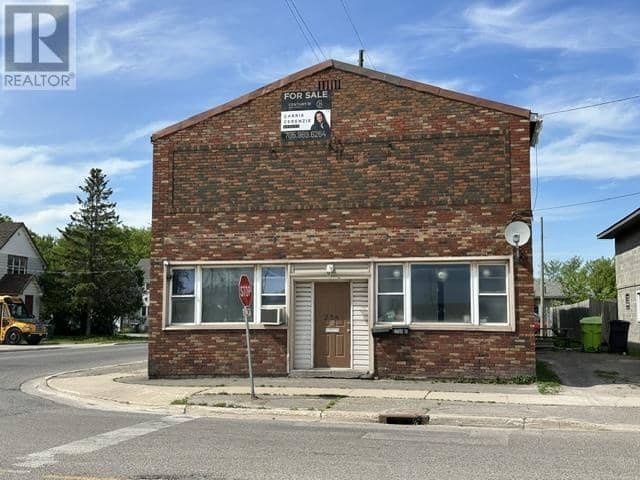 254 Wallace TER — photo 16 of 40