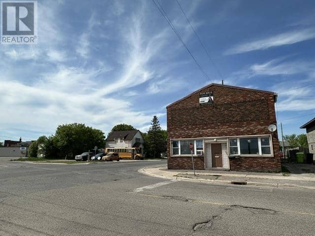 254 Wallace TER — photo 18 of 40