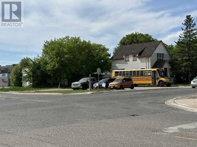 254 Wallace TER — photo 20 of 40
