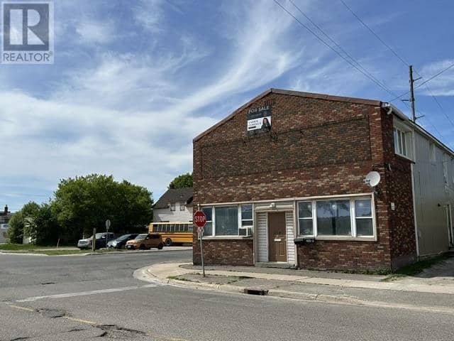 254 Wallace TER — photo 19 of 40