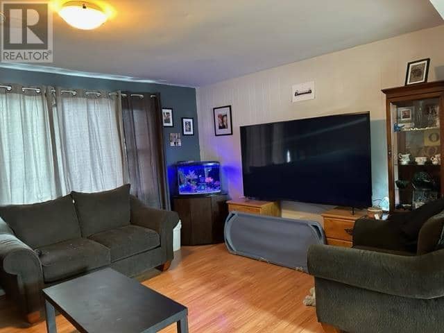 254 Wallace TER — photo 33 of 40